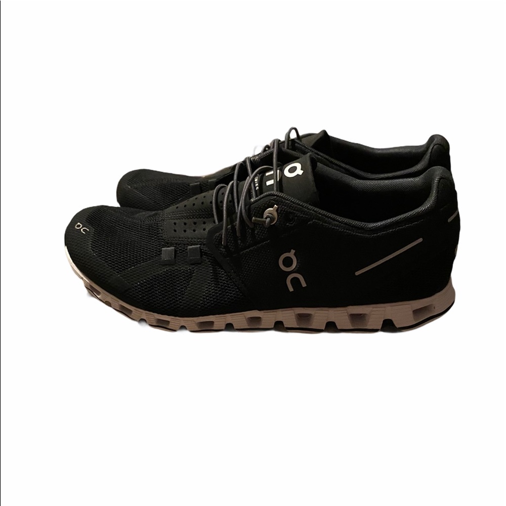 On Cloud Tennis Shoes